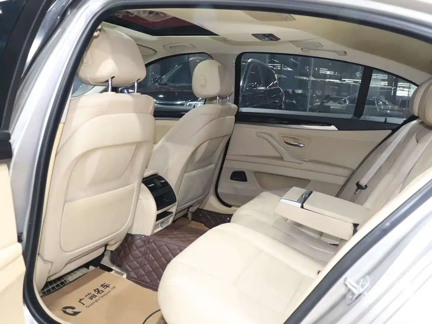 BMW 5 Series 2014 520Li Elegance фото 12