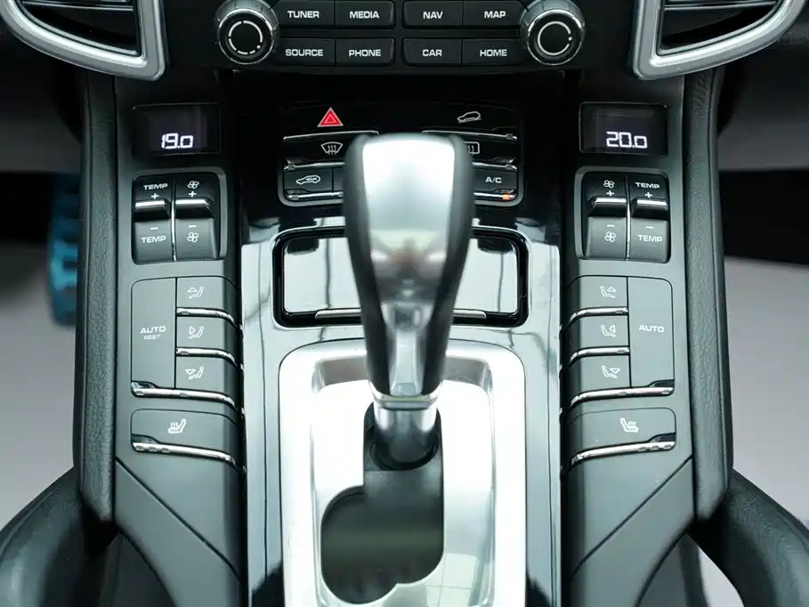 Porsche Cayenne 2016 Cayenne 3.0T фото 26