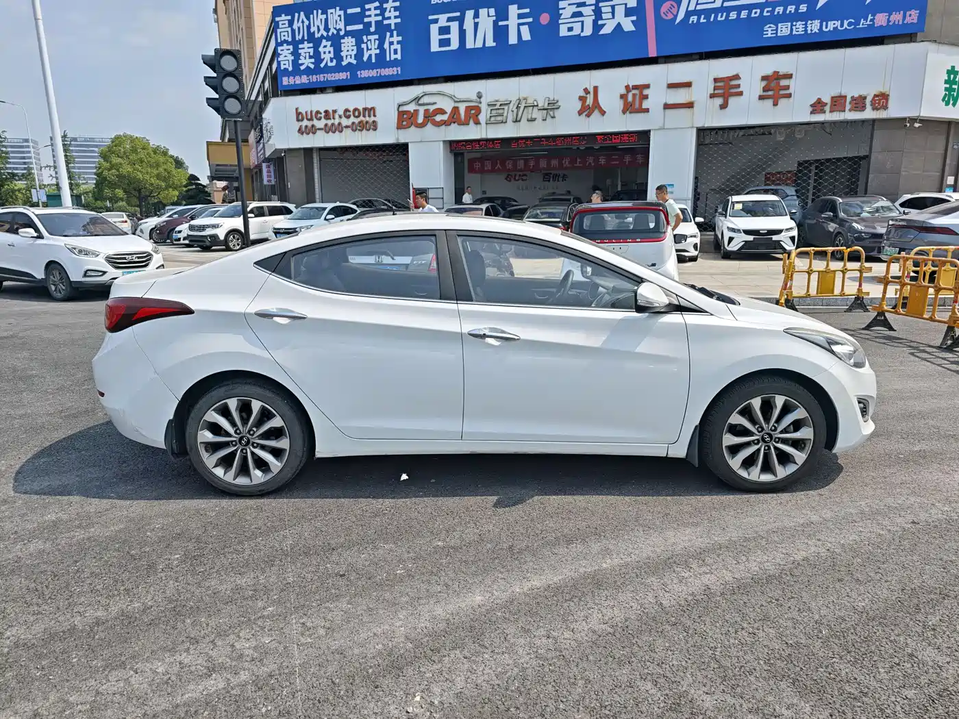 Hyundai Langdong 2016 1.6L Automatic Premium Edition фото 3
