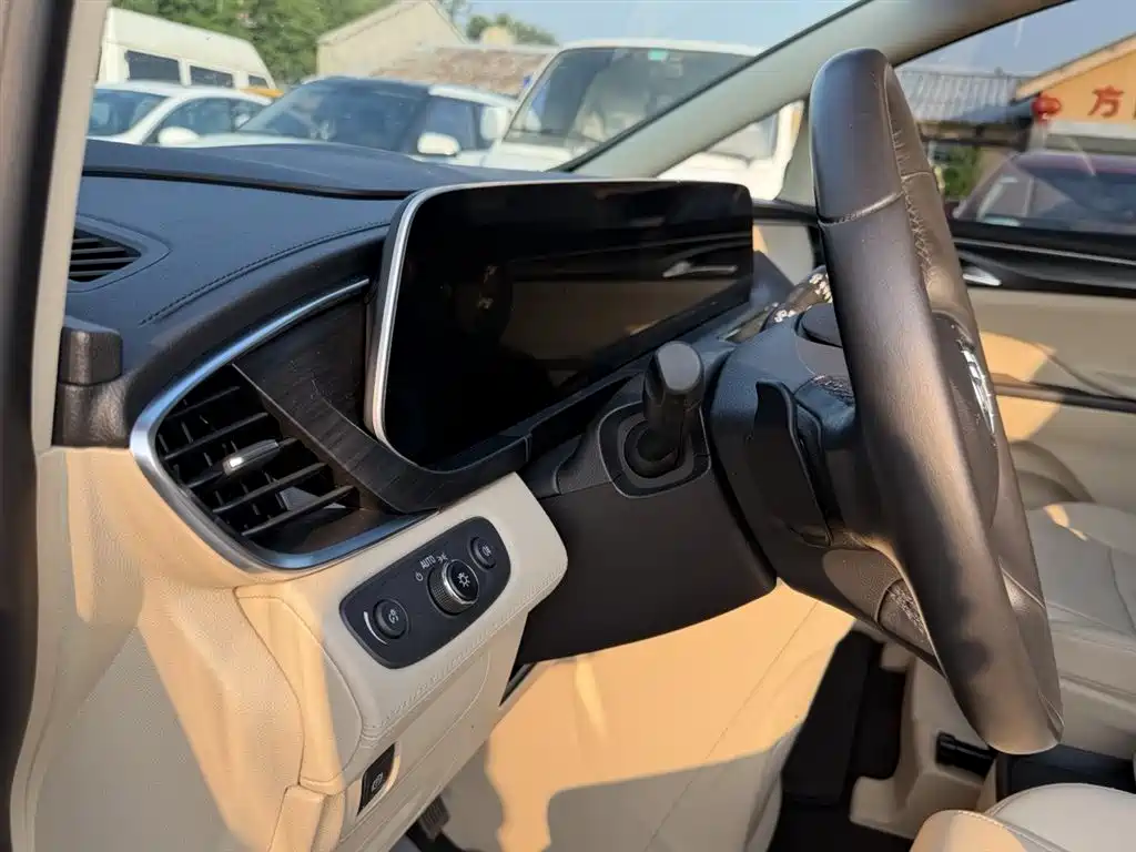 Buick GL8 2023 ES Landmaster Exclusive фото 13