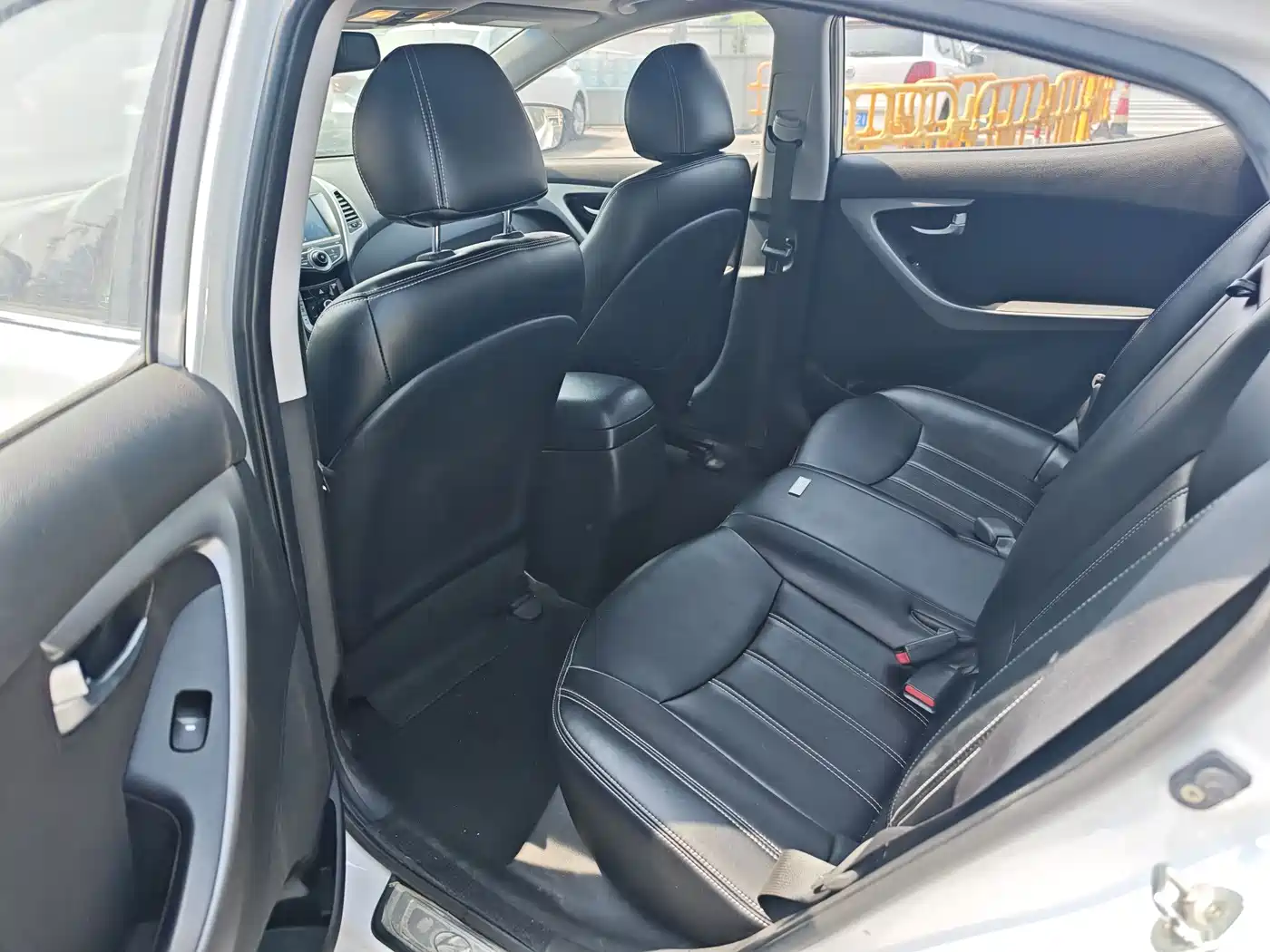 Hyundai Langdong 2016 1.6L Automatic Premium Edition фото 8