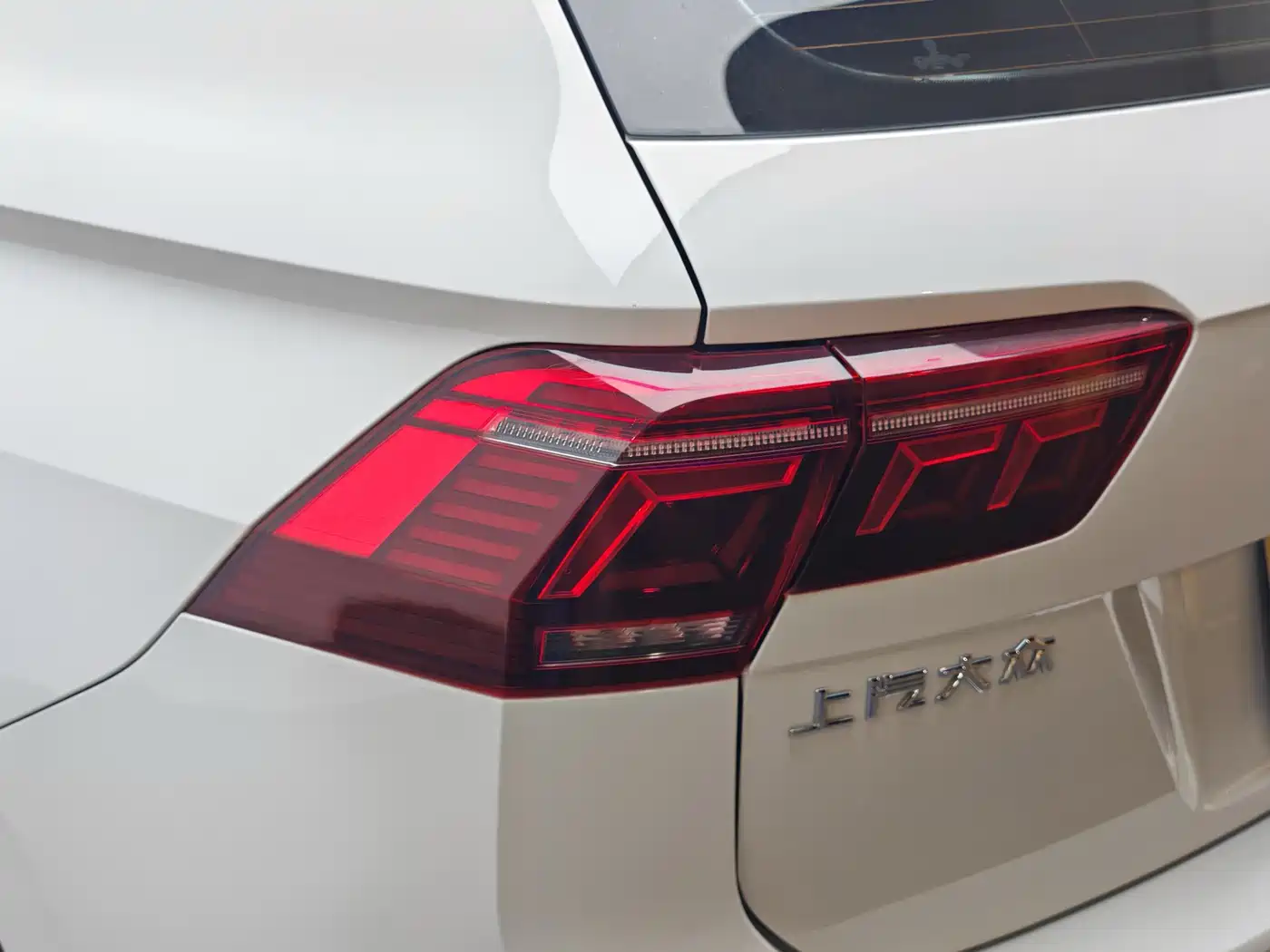 Volkswagen Tiguan L 2023 330TSI Auto 2WD R-Line Flagship Edition фото 7