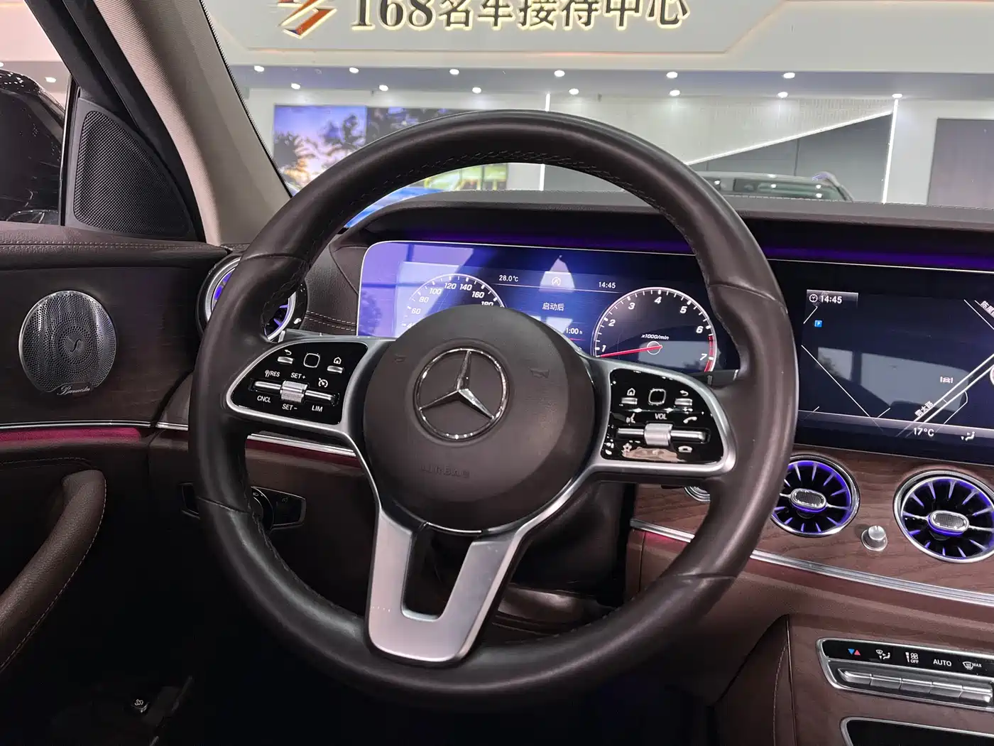 Mercedes-Benz E-Class 2020 Facelift E 300 L Exclusive фото 15