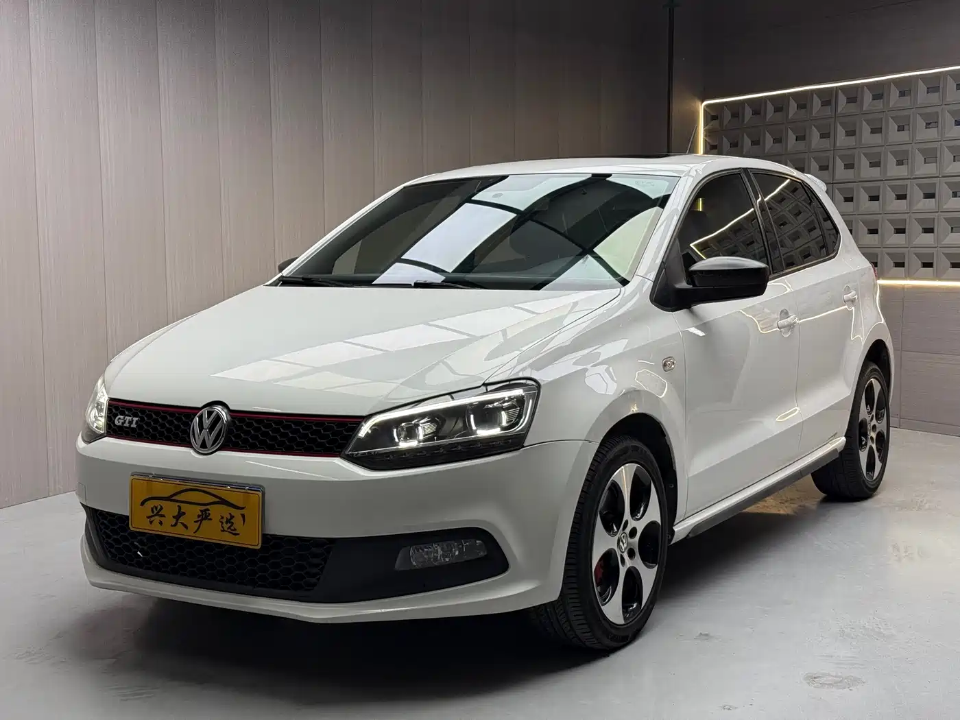 Volkswagen Polo 2012 1.4TSI GTI