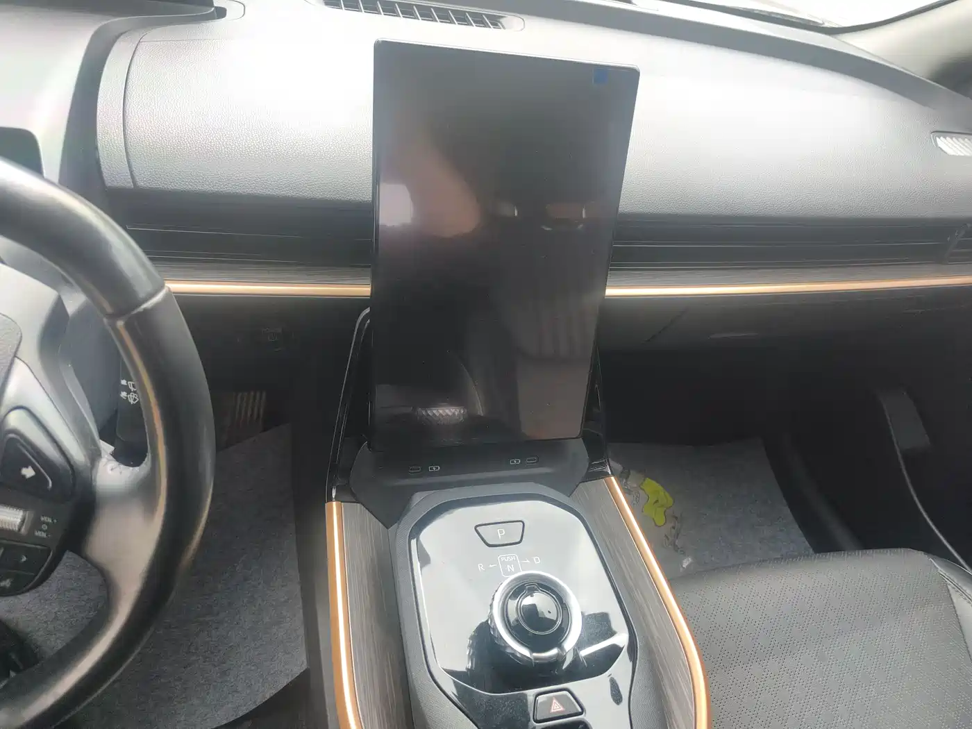 Toyota bZ3 2023 616km Long Range Premium фото 8