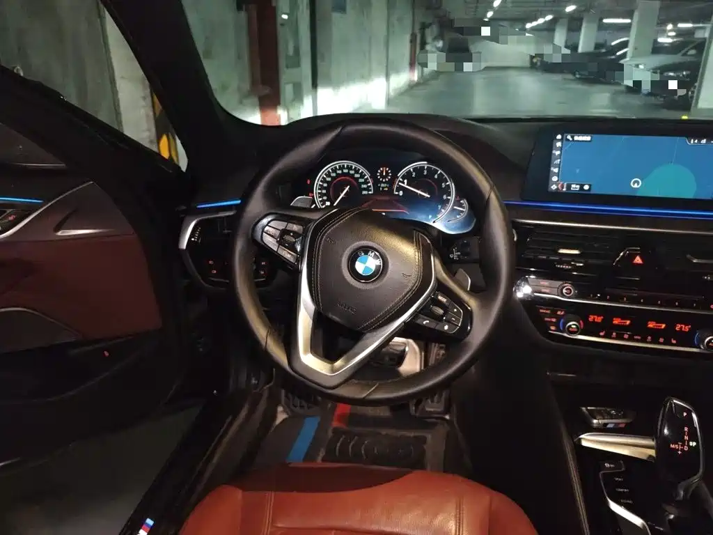 Фото 3 - BMW 5 Series