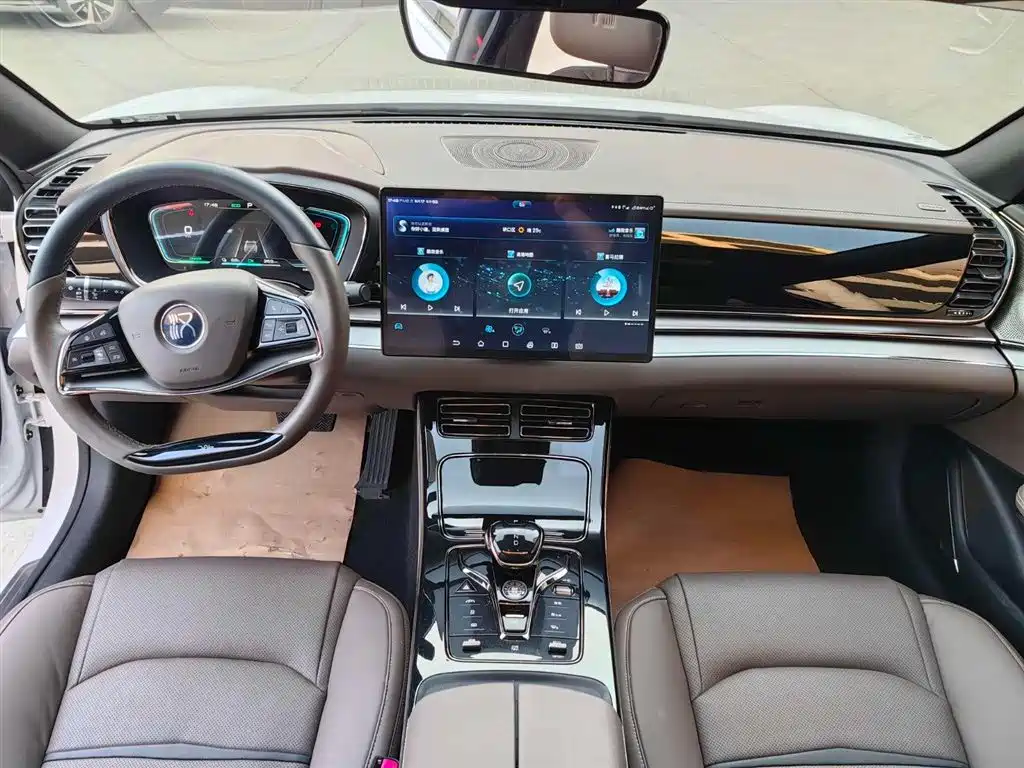 BYD Han 2020 EV Extended Range Luxury фото 9