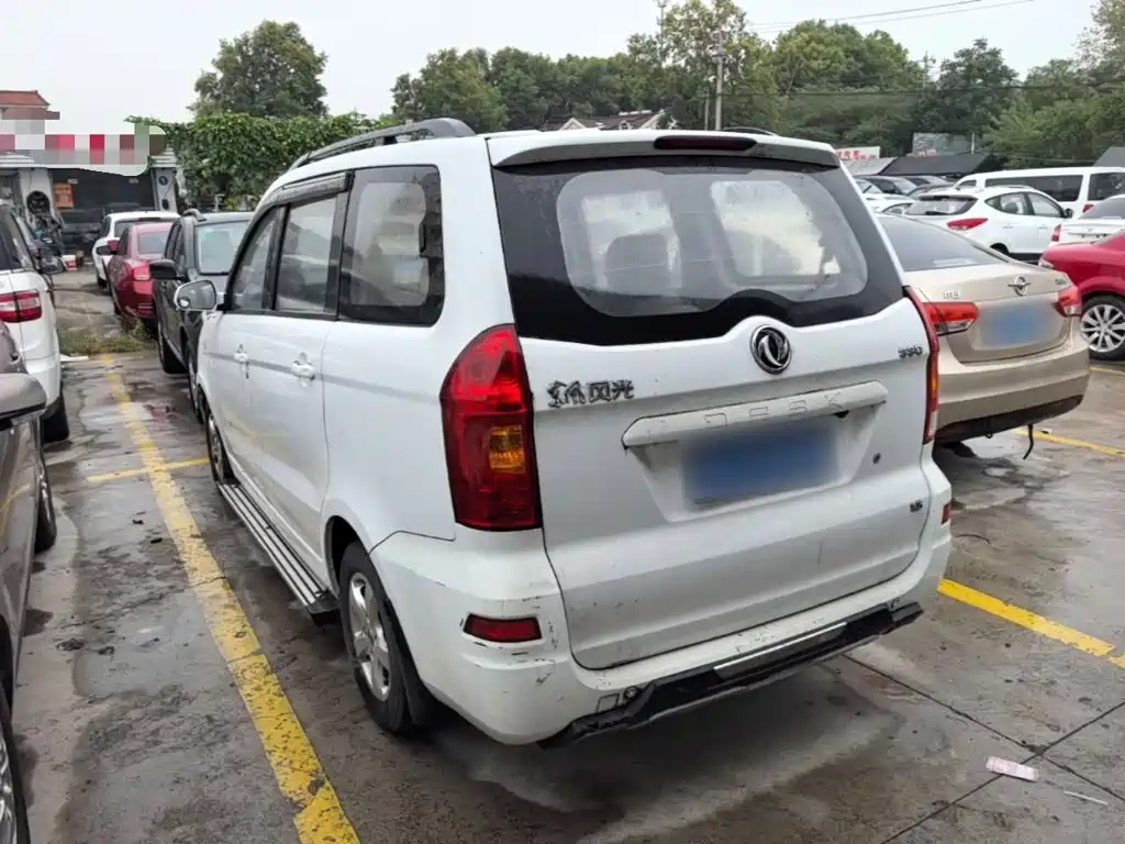 Dongfeng Fengguang Fengguang 330 2015 2014 1.5L Manual Utility DK15