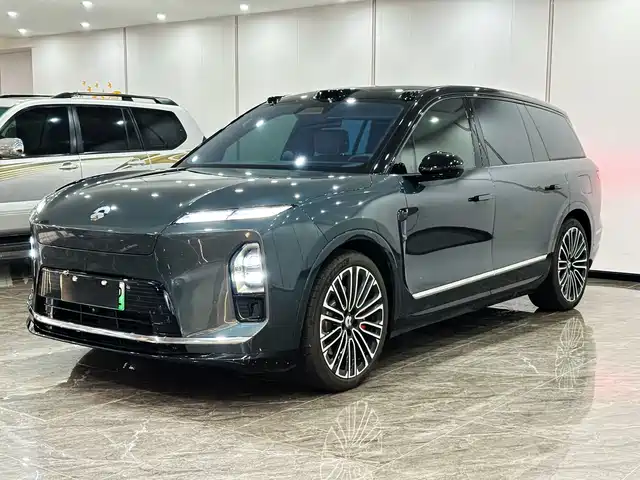 NIO ES8 2025 Base Model