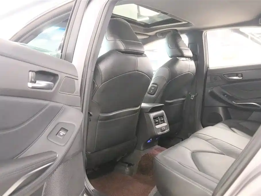 Toyota Avalon 2019 2.0L Luxury Edition (China VI) фото 15