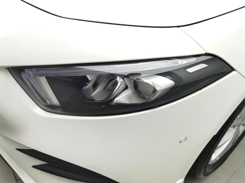 Mercedes-Benz A-Class 2020 A 200 L Sport Sedan фото 7