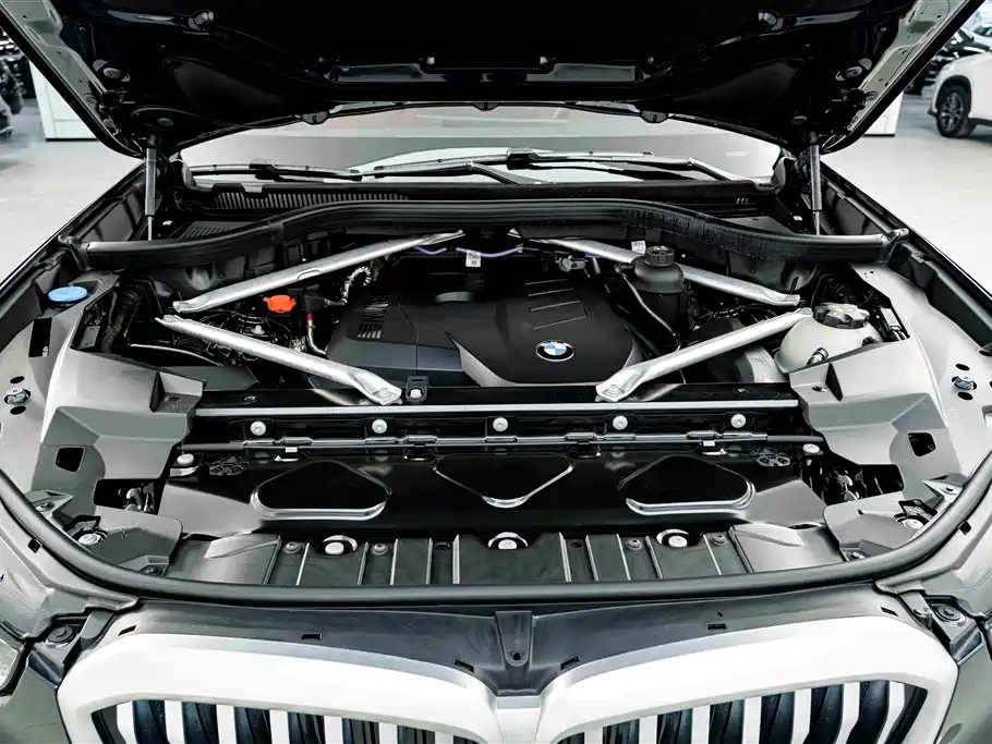 BMW X5 2023 xDrive 30Li Premium M Sport Package фото 26