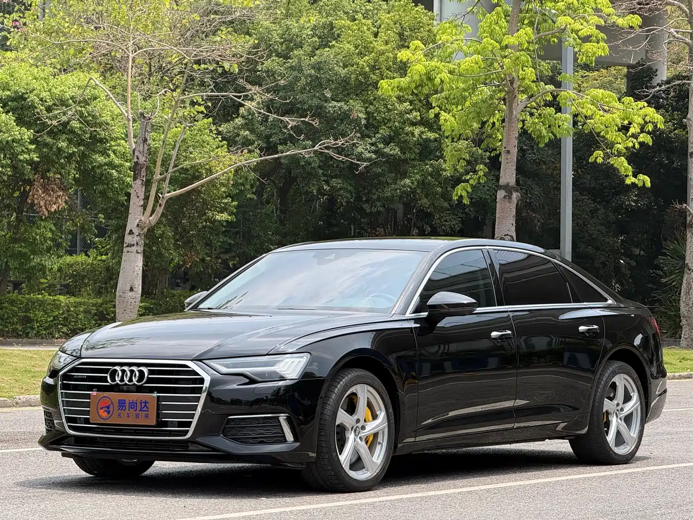 Audi A6L 2020 55 TFSI quattro Exclusive Elegance фото 2