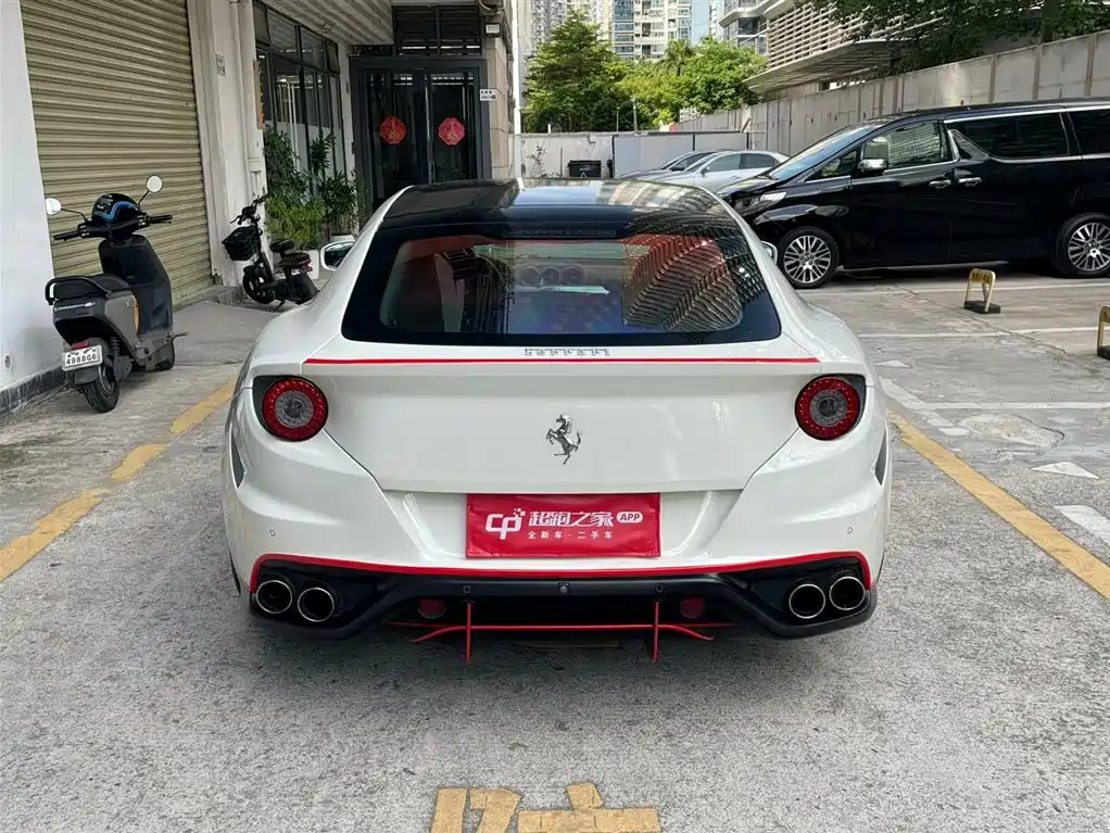 Ferrari FF 2012 6.3L V12 фото 6