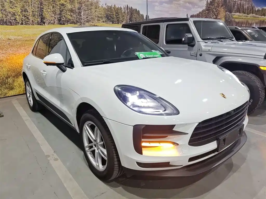 Porsche Macan 2018 Macan 2.0T фото 22