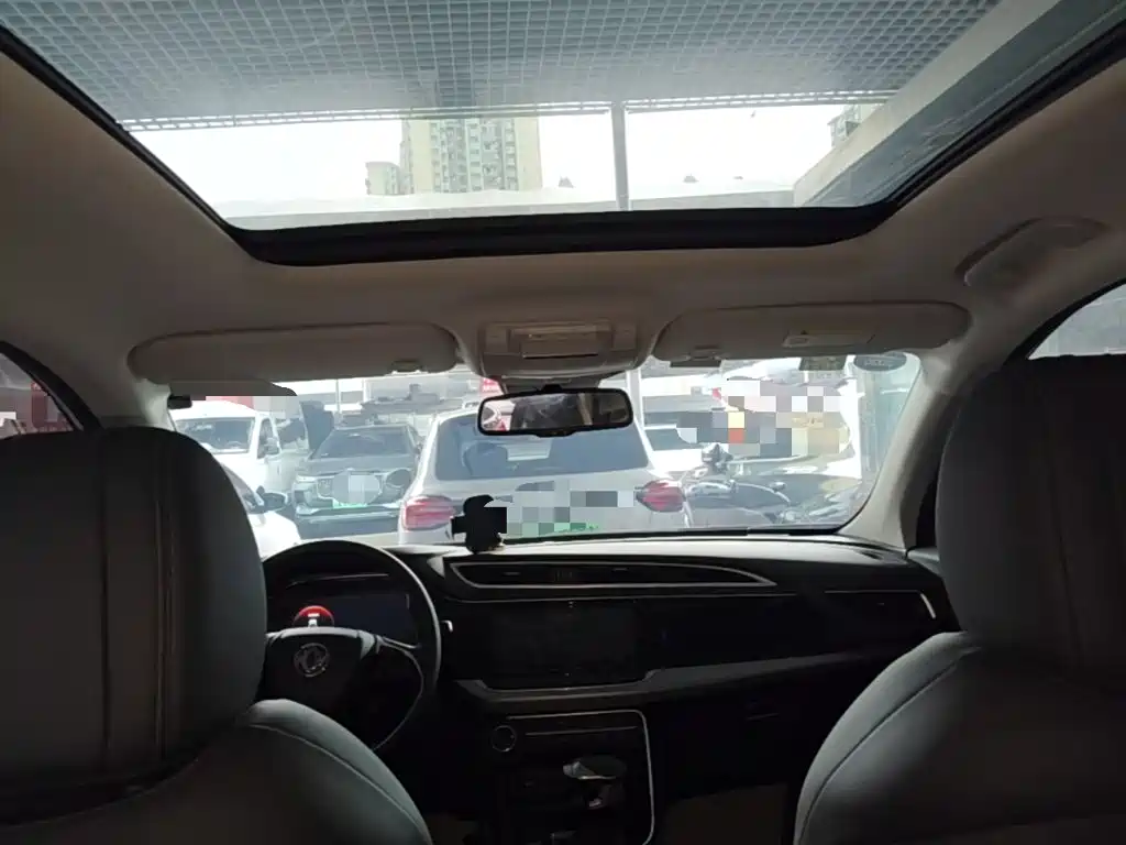 Dongfeng Aeolus Dongfeng Fengshen AX7 2019 2019 1.6T Auto AI Navigation Type China V
