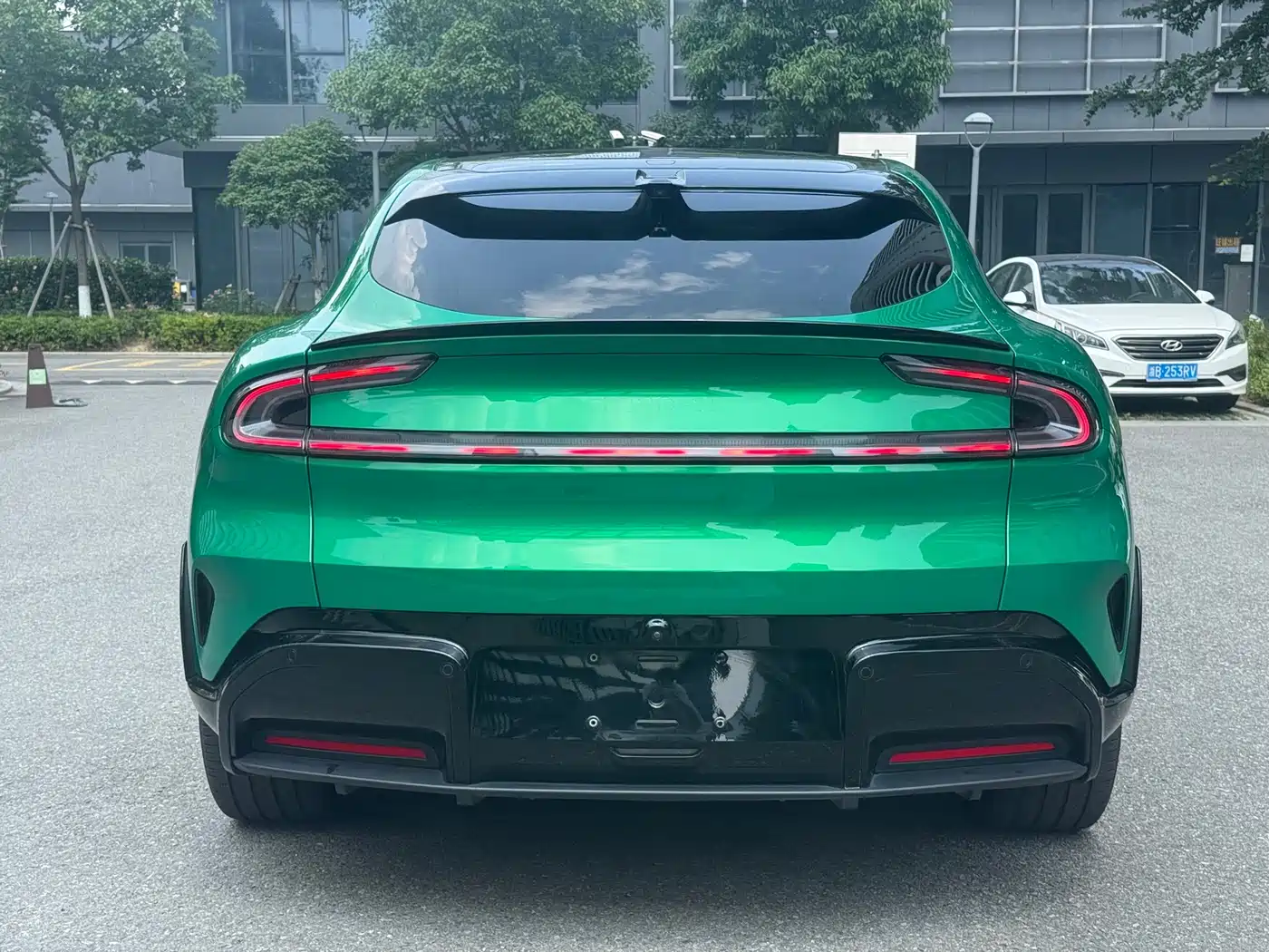 Xiaomi Auto Xiaomi YU7 2025 Ultra Long Range High Performance AWD Max Edition фото 27