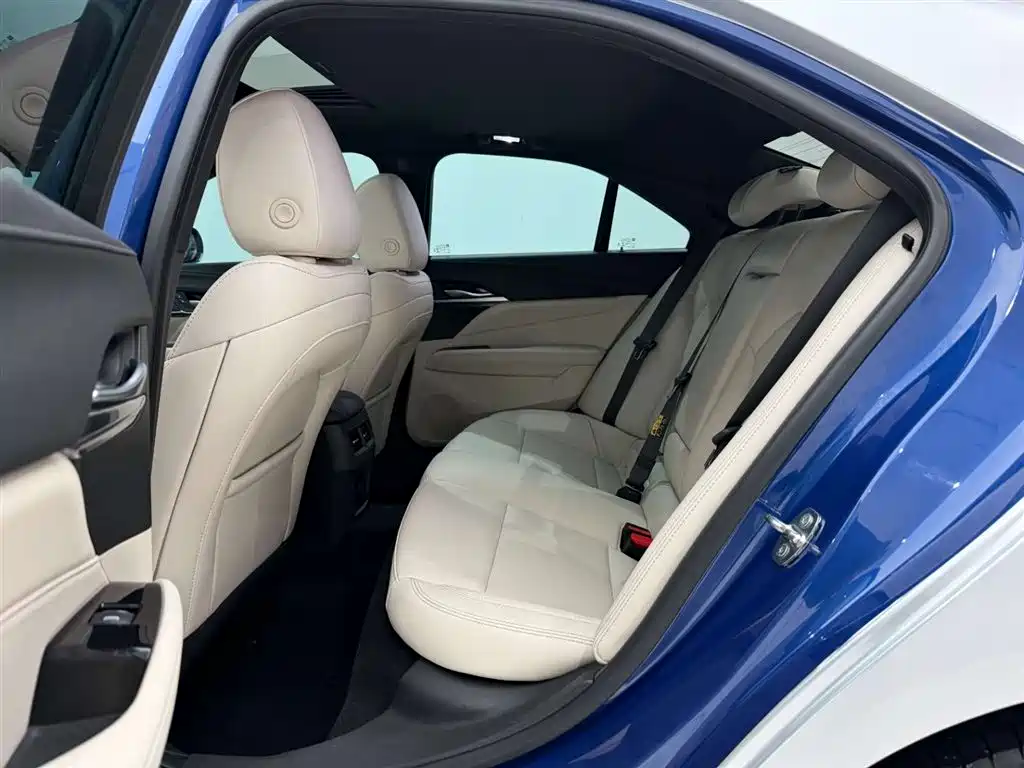 Cadillac CT4 2020 28T Fashion Edition фото 17