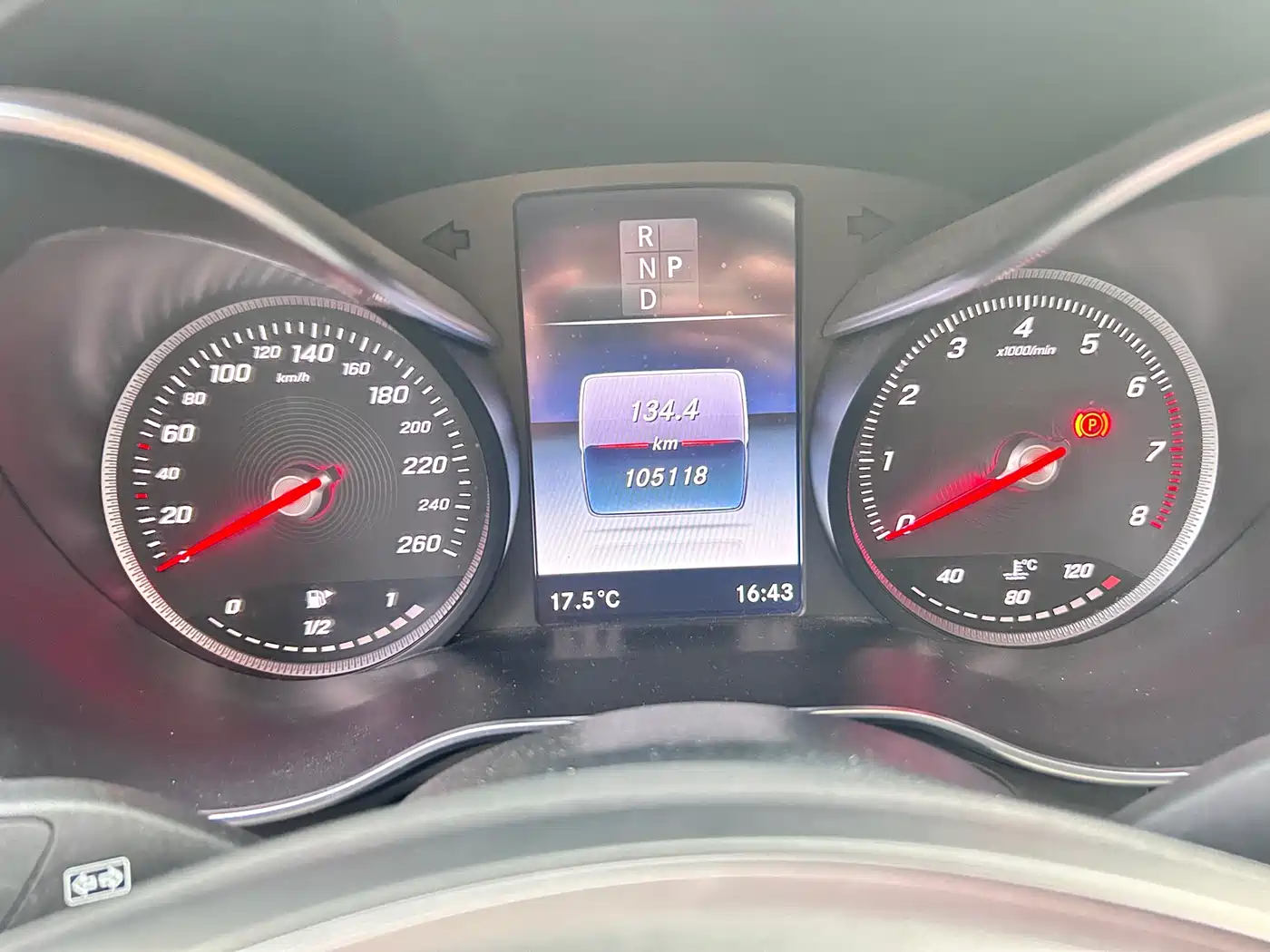 Mercedes-Benz GLC 2016 GLC 200 4MATIC фото 19