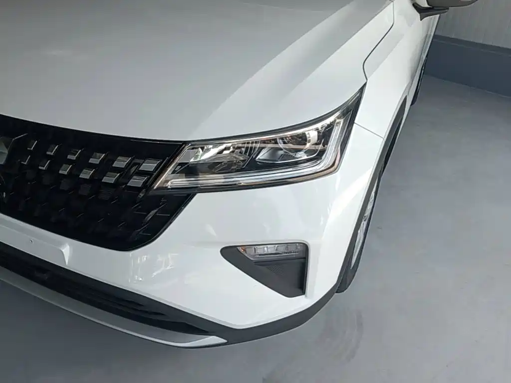 Wuling Motors Wuling Xingchi 2024 2022 1.5L Manual Freedom Edition