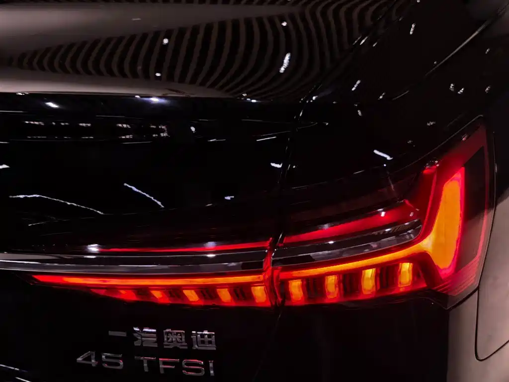Audi A6L 2019 45 TFSI Premium Dynamic фото 8