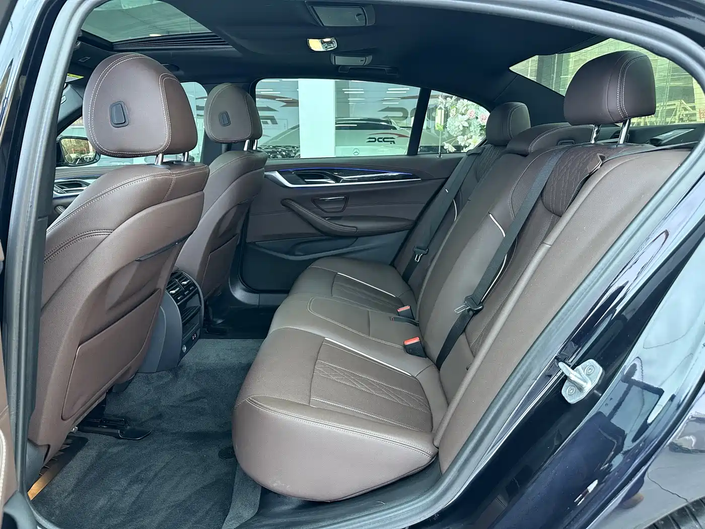 BMW 5 Series 2022 525Li M Sport Package фото 8