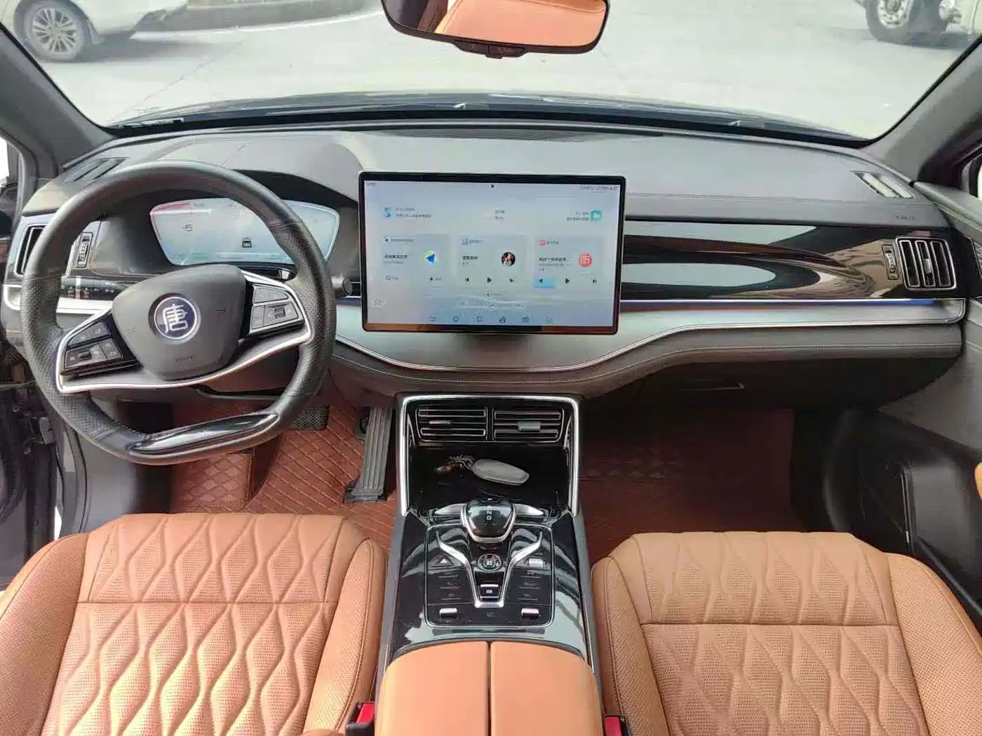 BYD Tang New Energy 2023 Model DM-i Champion Edition 112KM Premium фото 5