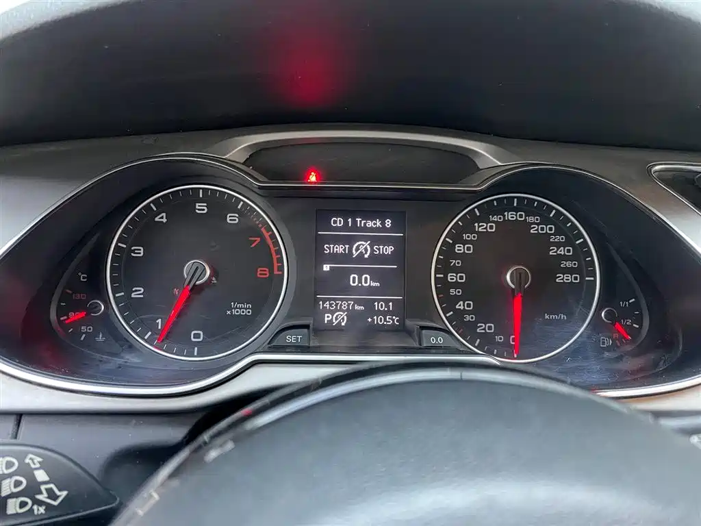 Audi A4L 2016 35 TFSI Automatic Standard фото 8