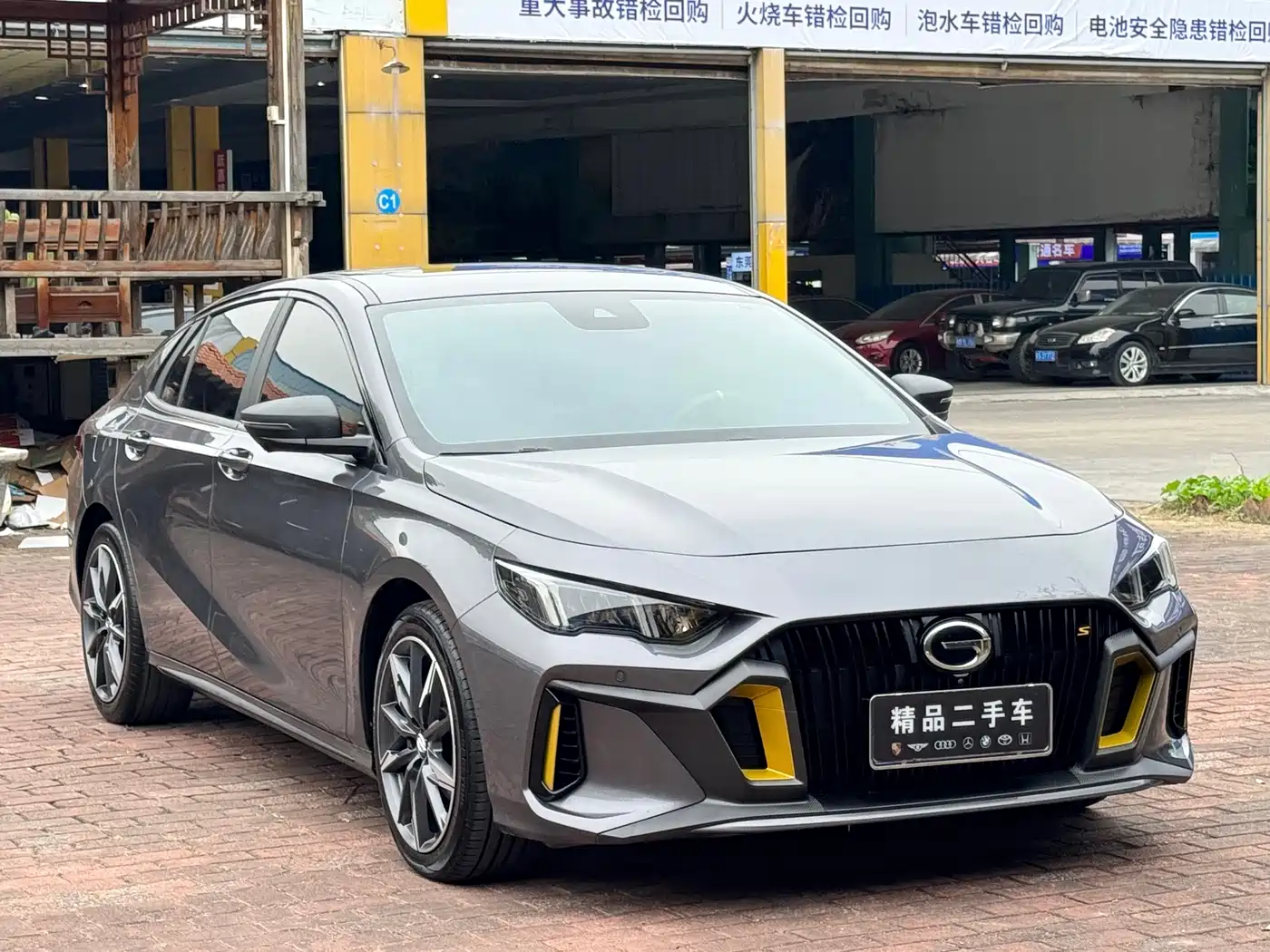 GAC Trumpchi Trumpchi Emkoo 2023 270T DCT J16 Edition фото 3