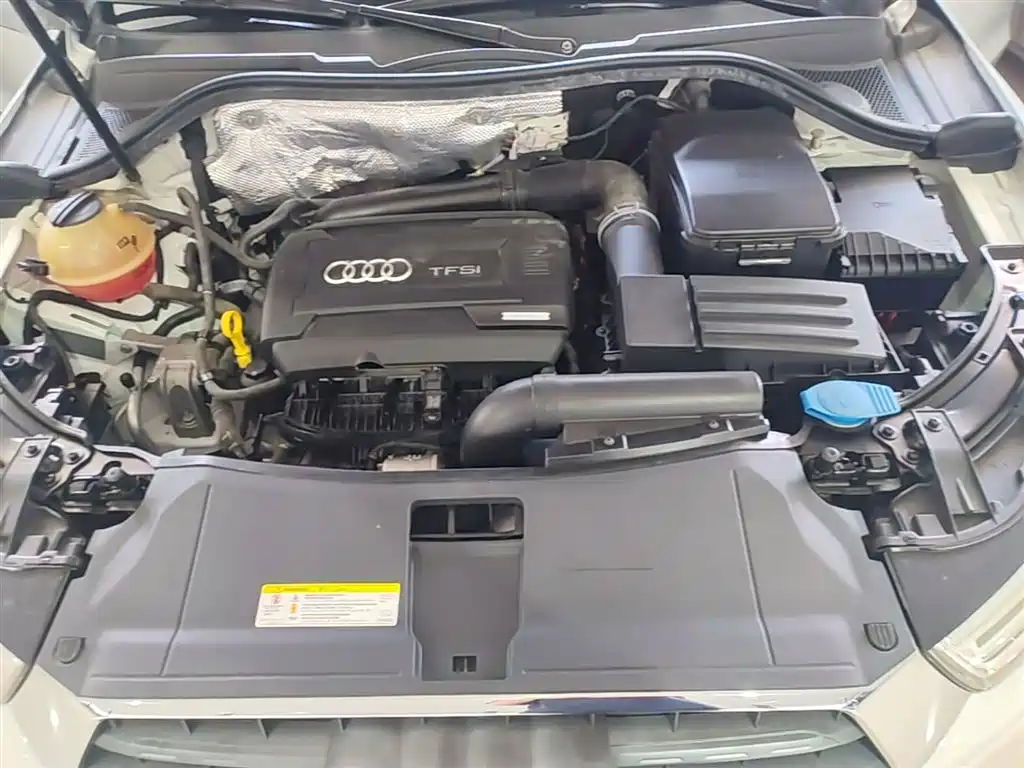 Audi Q3 2018 30th Anniversary Edition 35 TFSI Fashion фото 21