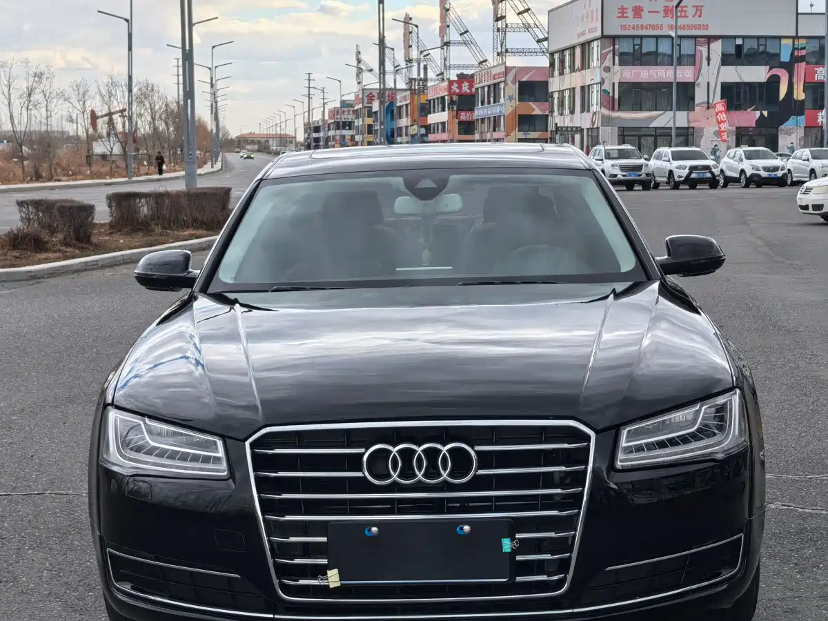 Audi A8 2016 A8L 45 TFSI quattro Comfort фото 2