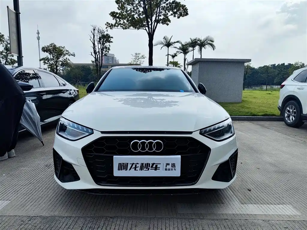 Audi A4L 2025 2024 40 TFSI Luxury Dynamic