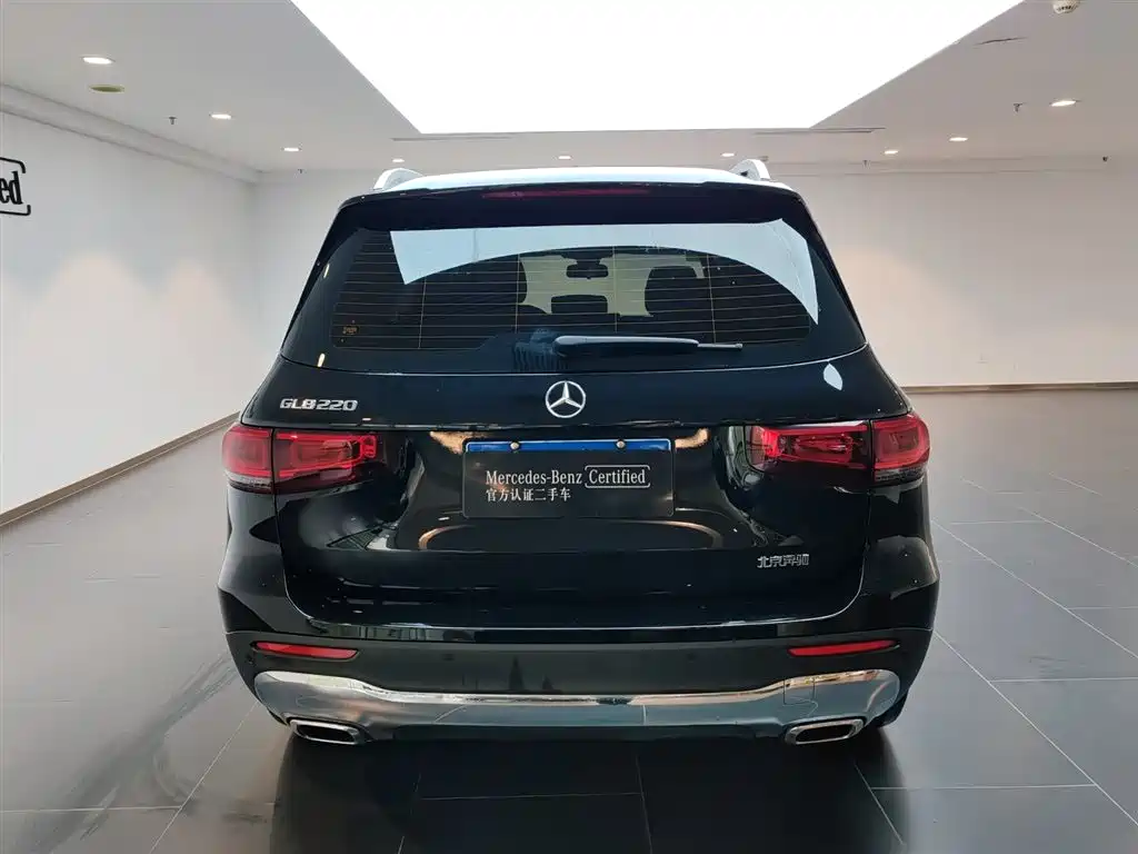Mercedes-Benz GLB 2023 GLB 220 Dynamic фото 3