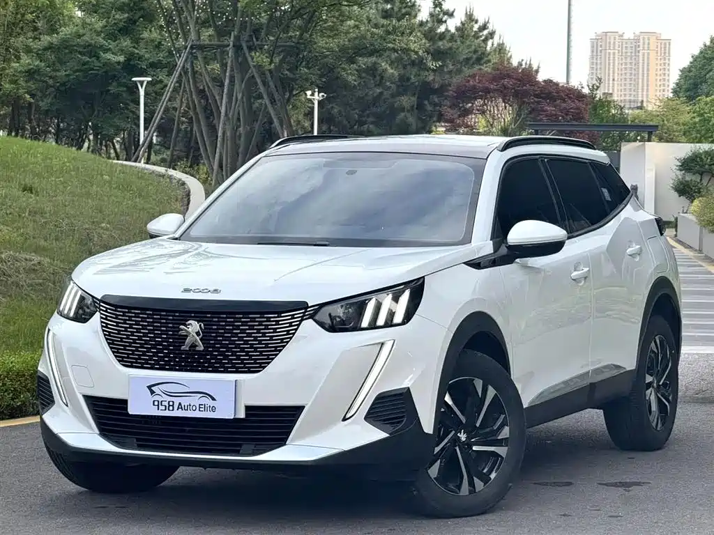 Peugeot 2008 2022 230THP THE ONE