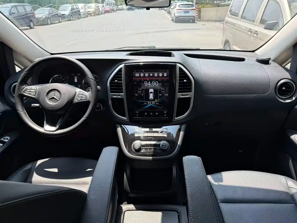 Mercedes-Benz Vito 2016 2.0T Business Edition фото 5