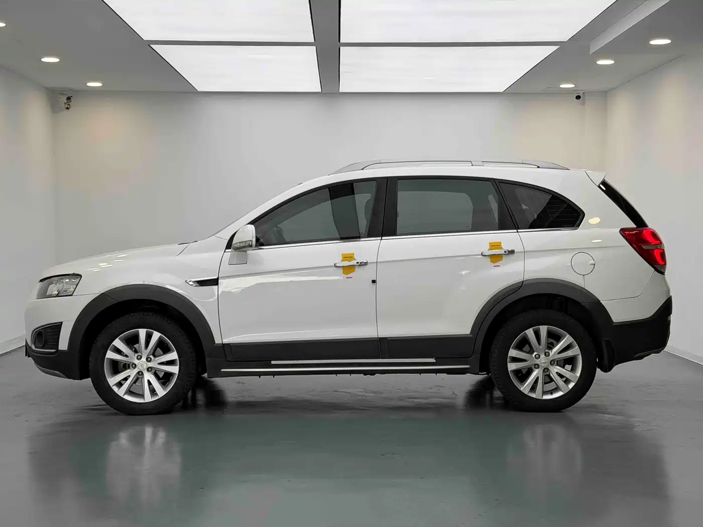 Chevrolet Captiva 2015 2.4L AWD Flagship 7-Seater фото 7