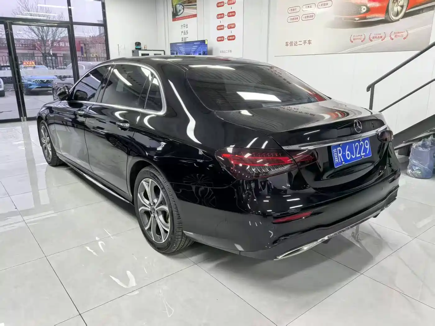Mercedes-Benz E-Class 2021 E 300 L Sport Luxury Edition фото 6