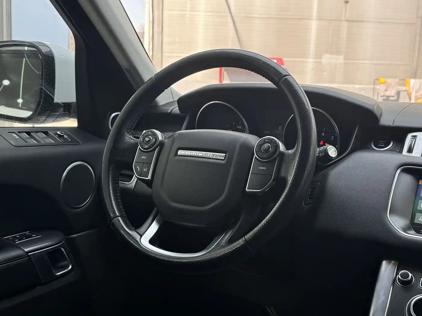 Land Rover Range Rover Sport 2017 3.0 SC V6 SE фото 9