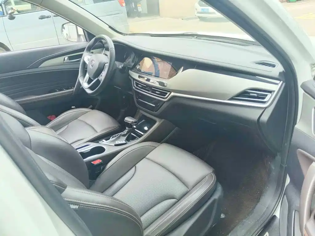 Changan CS35 PLUS 2019 2018 1.6L Automatic Cool Connect China V
