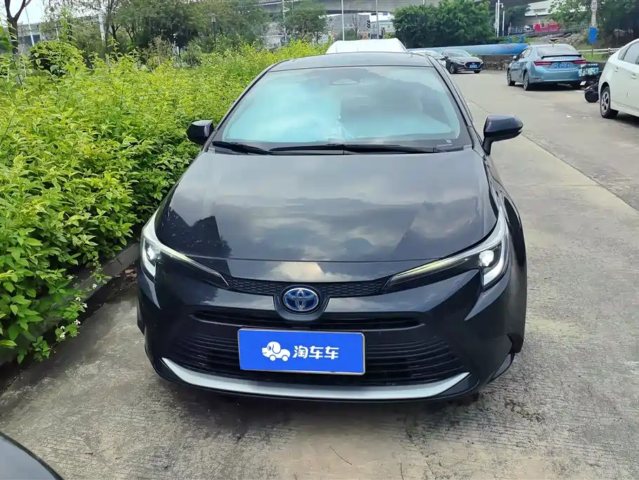 Toyota Levin 2023 Smart Hybrid 1.8L Luxury фото 2