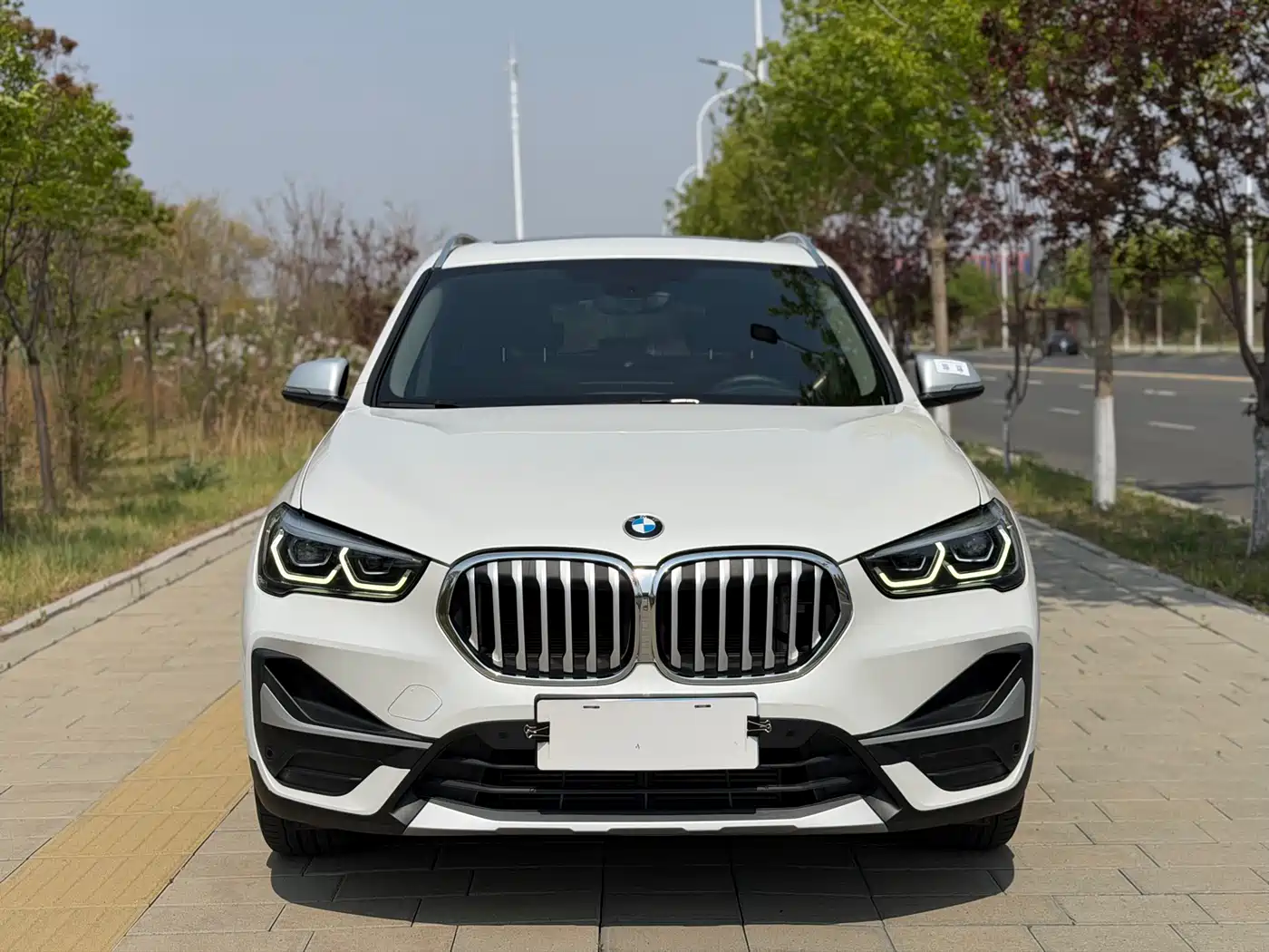 BMW X1 2022 sDrive20Li Premium фото 2