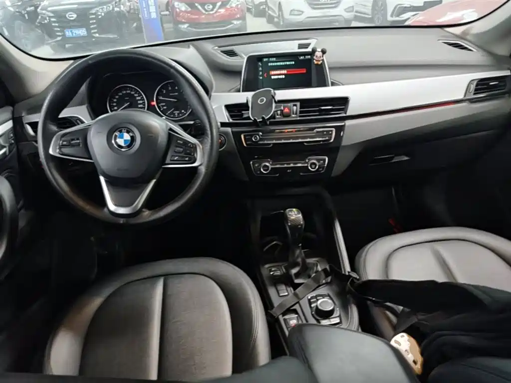 BMW X1 2016 sDrive18Li Fashion Model фото 10