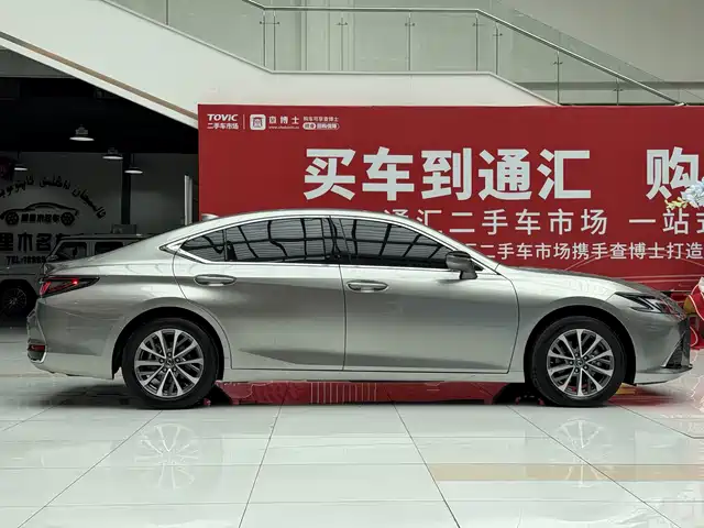 Lexus ES 2025 200 Ultimate Edition — фото 5