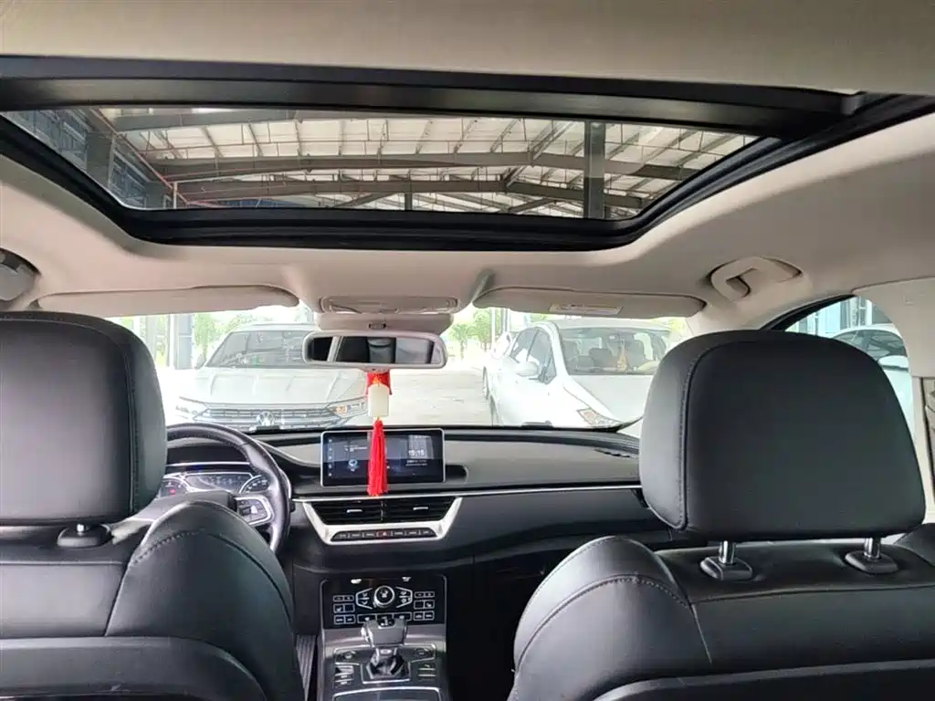 Hongqi H5 2020 1.8T Automatic Smart Connection Qi Enjoy Edition фото 8