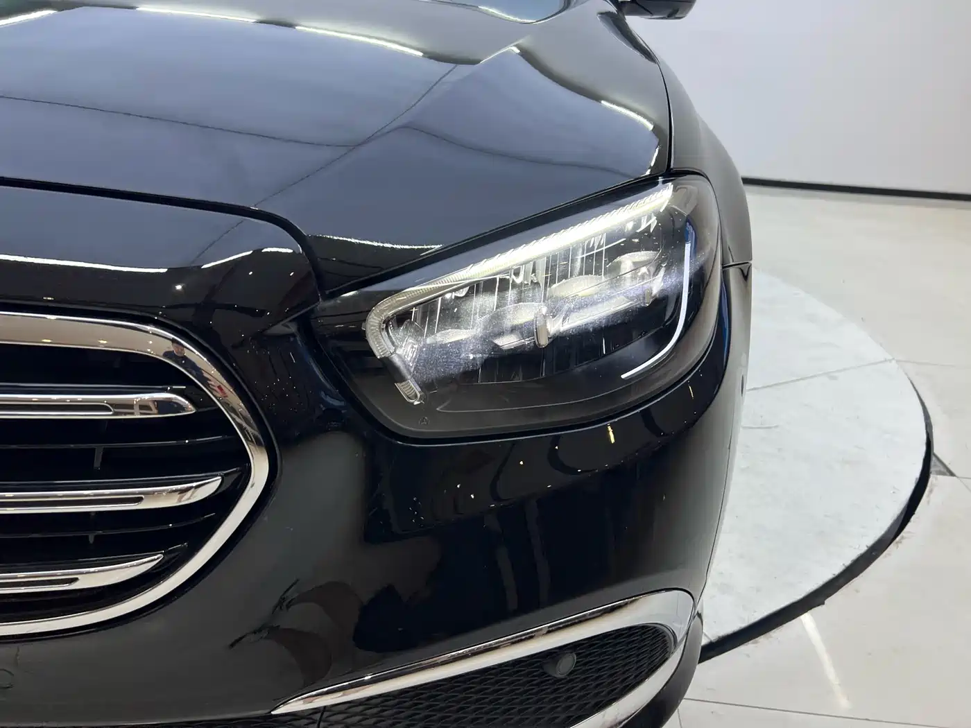 Mercedes-Benz E-Class 2023 Facelift E 300 L Luxury фото 7