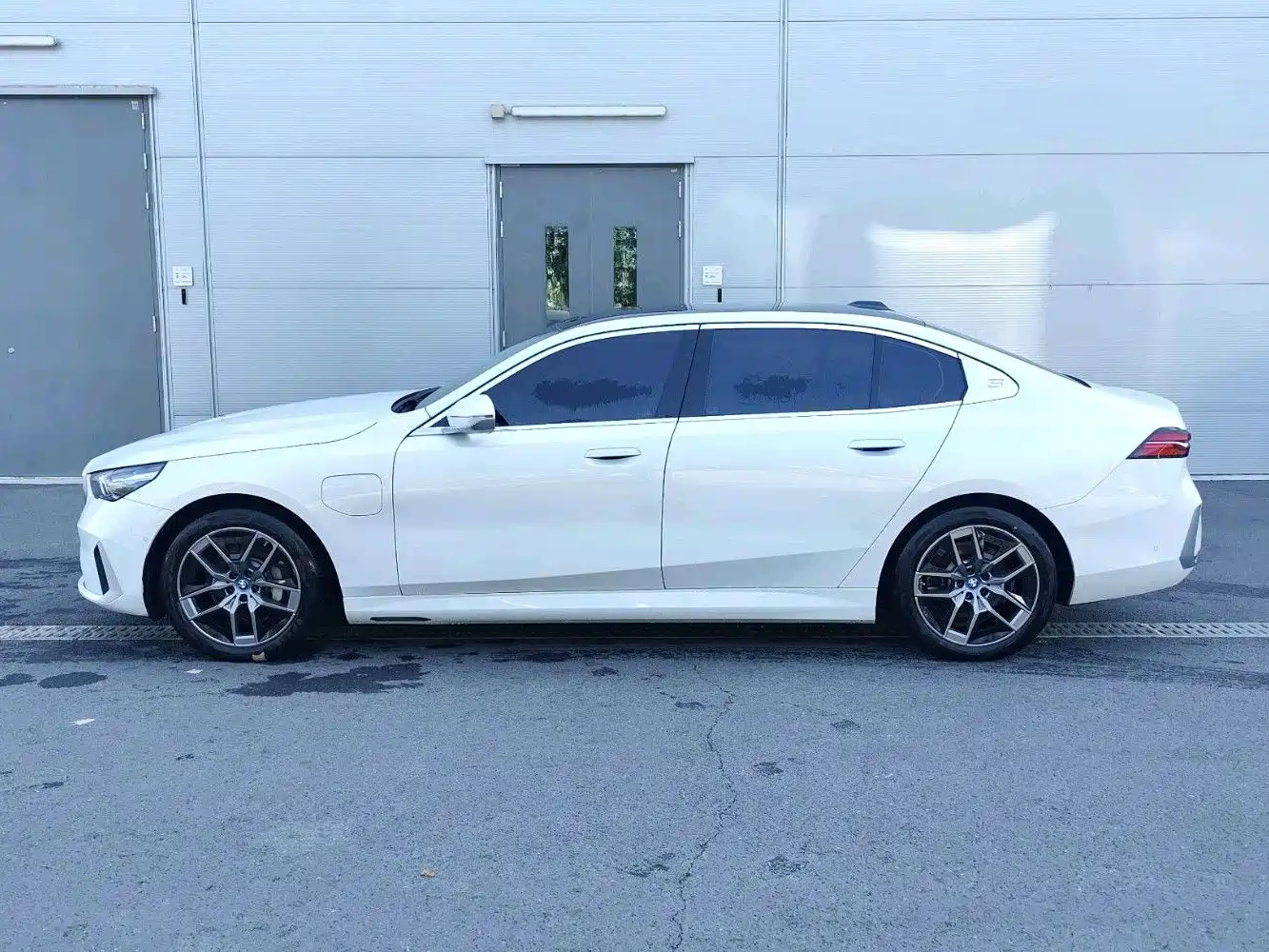 BMW i5 2026 2024 eDrive 35L Luxury Package