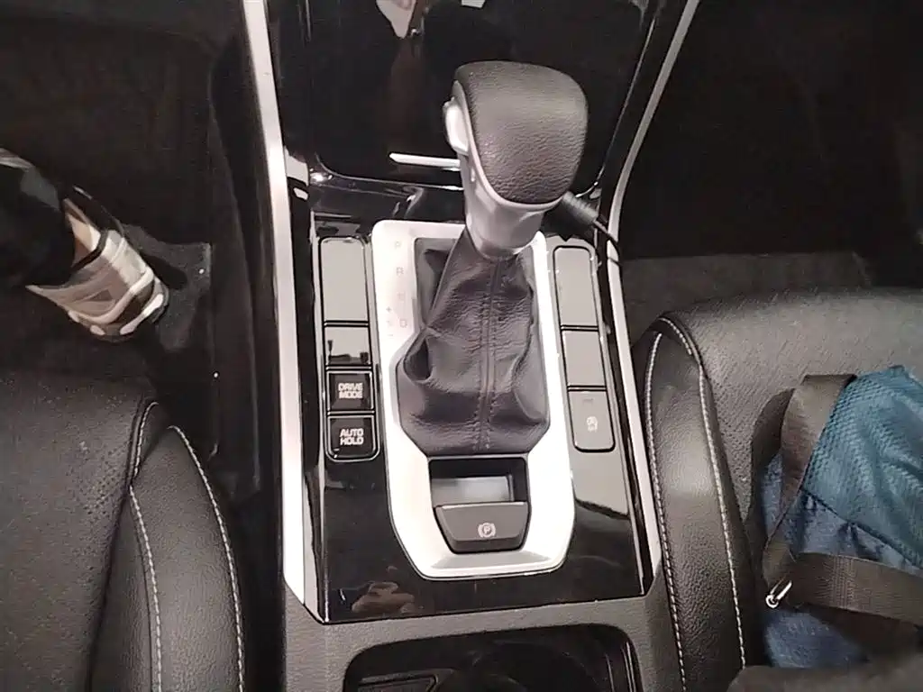 Kia K3 2019 1.5L CVT Smart Connect Edition фото 14
