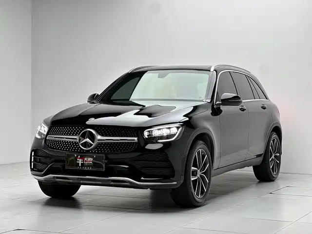 MERCEDES-BENZ GLC