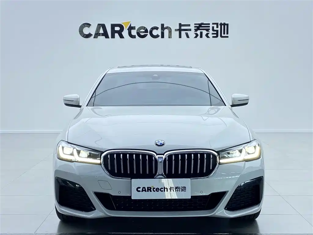 BMW 5 Series 2023 530Li Leading M Sport Package фото 2