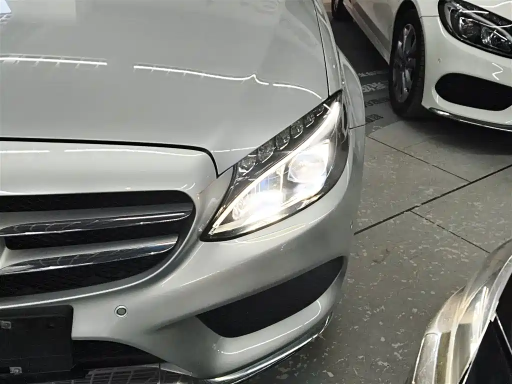 Mercedes-Benz C-Class 2016 C 200 L Sport фото 18